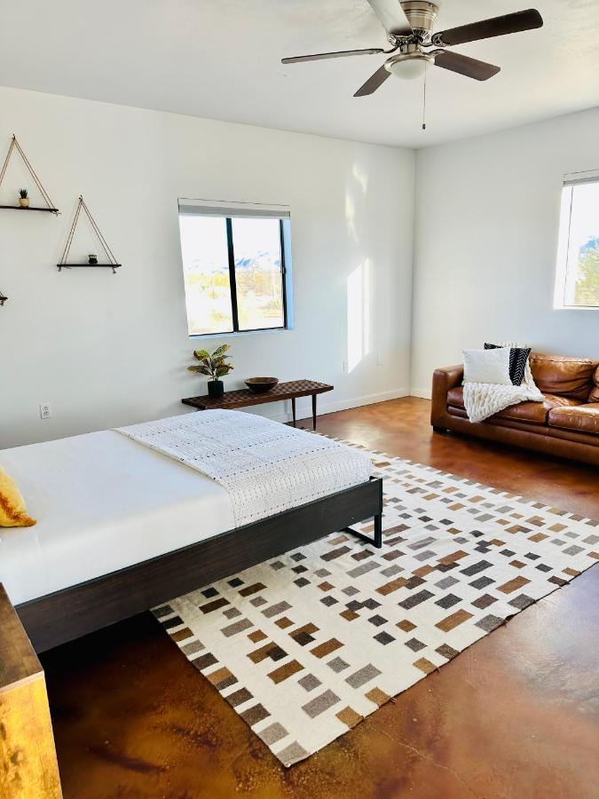 Ravens Nest Ranch, Fire Pit , Views, Near Jt Park! Villa Joshua Tree Dış mekan fotoğraf