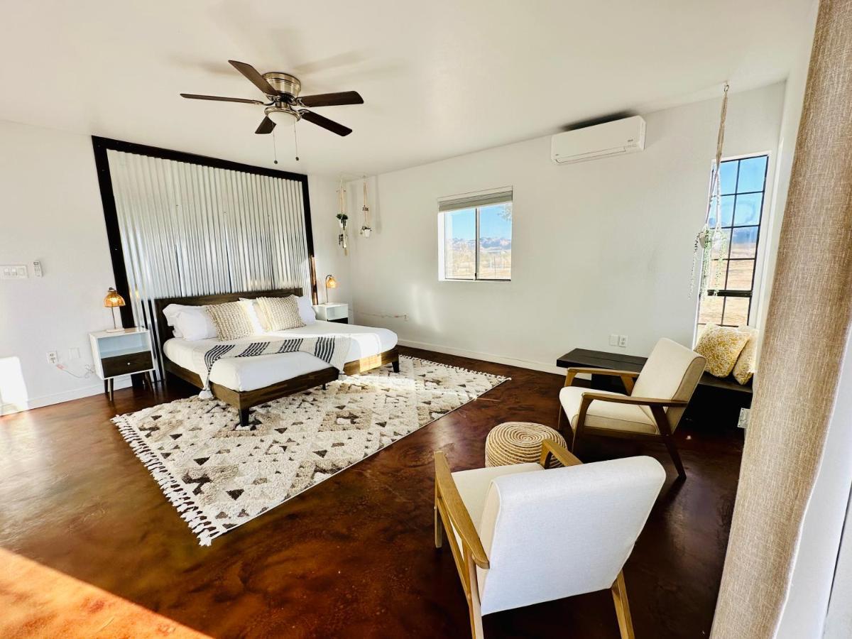 Ravens Nest Ranch, Fire Pit , Views, Near Jt Park! Villa Joshua Tree Dış mekan fotoğraf